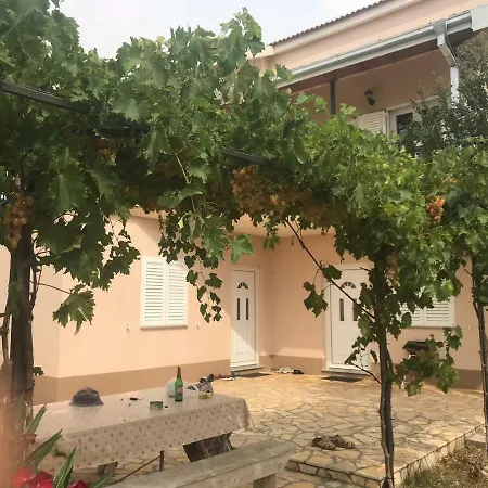 Retreat Apartment